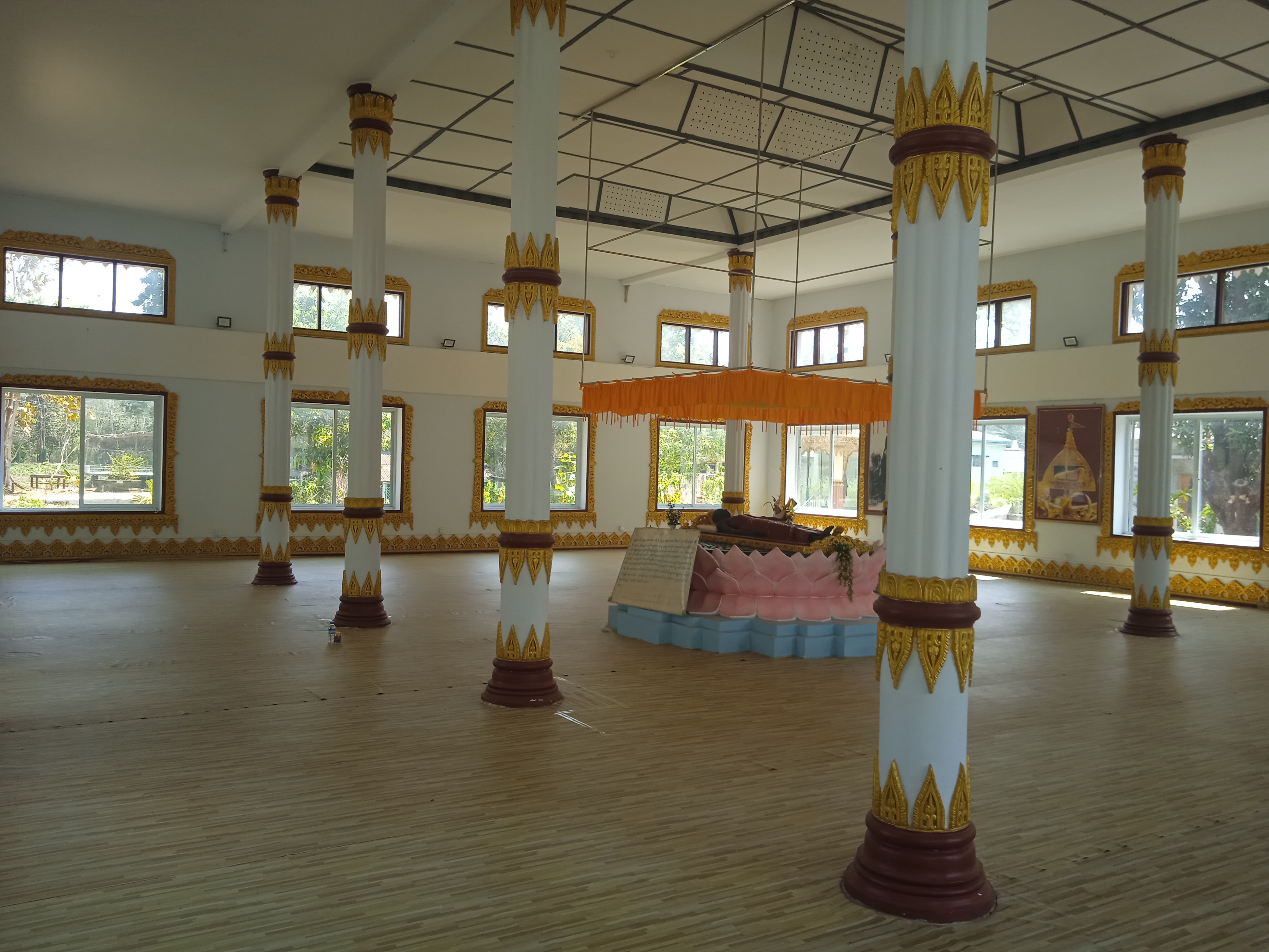 မူလစံကျောင်းတော် အတွင်းပိုင်း